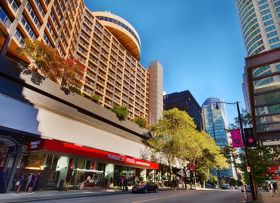 Pinnacle Hotel Harbourfront
